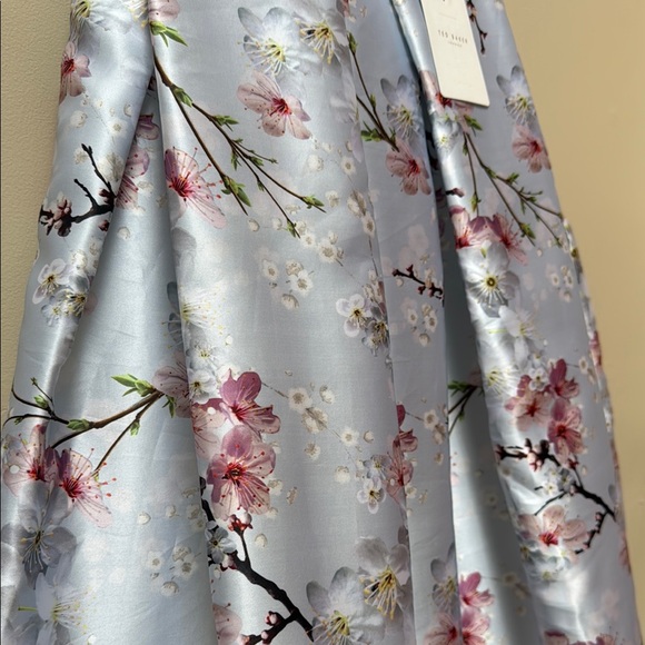 Ted Baker Floral A-Line Skirt in Light Blue - Picture 3 of 10